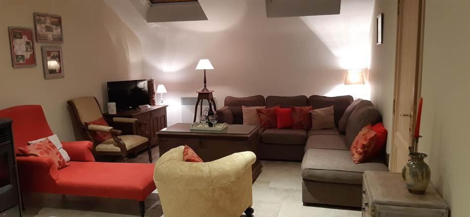 Le Maffe De Scourmont Villa Chimay Exterior photo